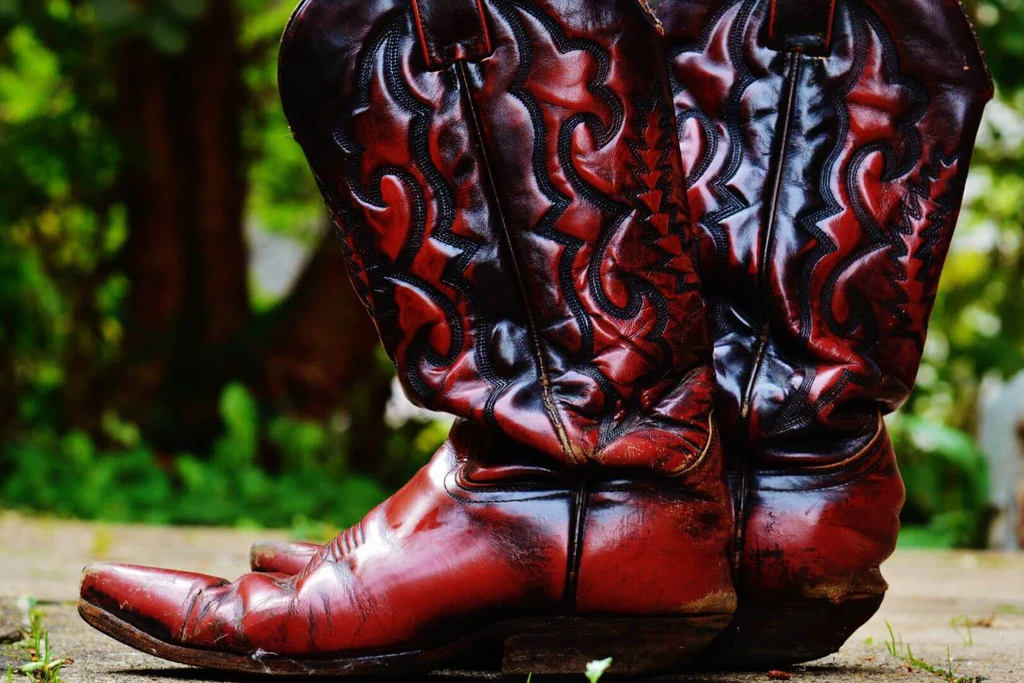 Red Cowgirl Boots: A Bold Statement in Western Fashion